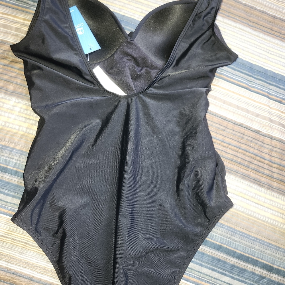 Bikini - Picture 3 of 4